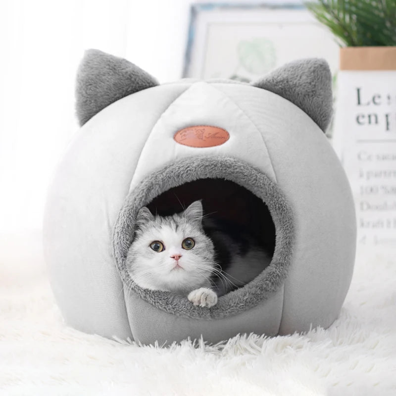 Deep Sleep Winter Pet Cave Bed - Cozy Indoor Nest