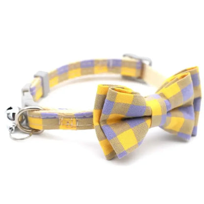 Bow & Bell Pet Collar - Cute Adjustable Design for Cats & Small Dogs