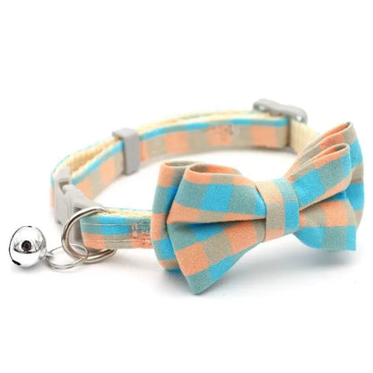 Bow & Bell Pet Collar - Cute Adjustable Design for Cats & Small Dogs